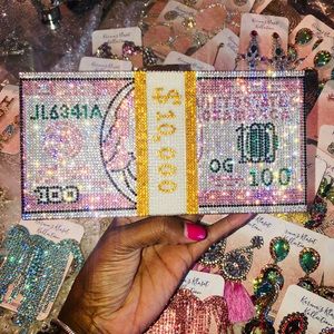 🛍Luxury Stack Of 💴Pink Bling Clutch 🛍